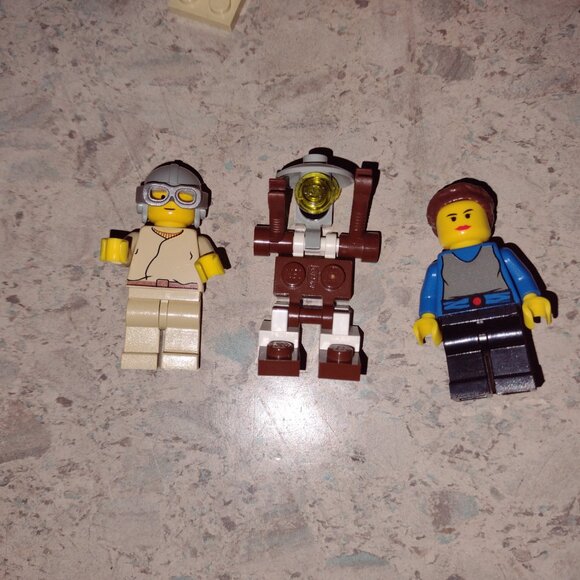 Like new rare Lego Star Wars Anakin's Podracer with original box, Retired - Picture 5 of 16